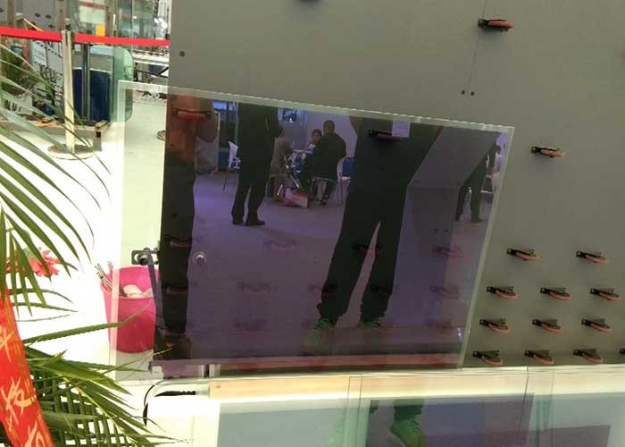 Vetro E basso dell'OEM che cancella macchina per l'isolamento della linea di produzione di vetro