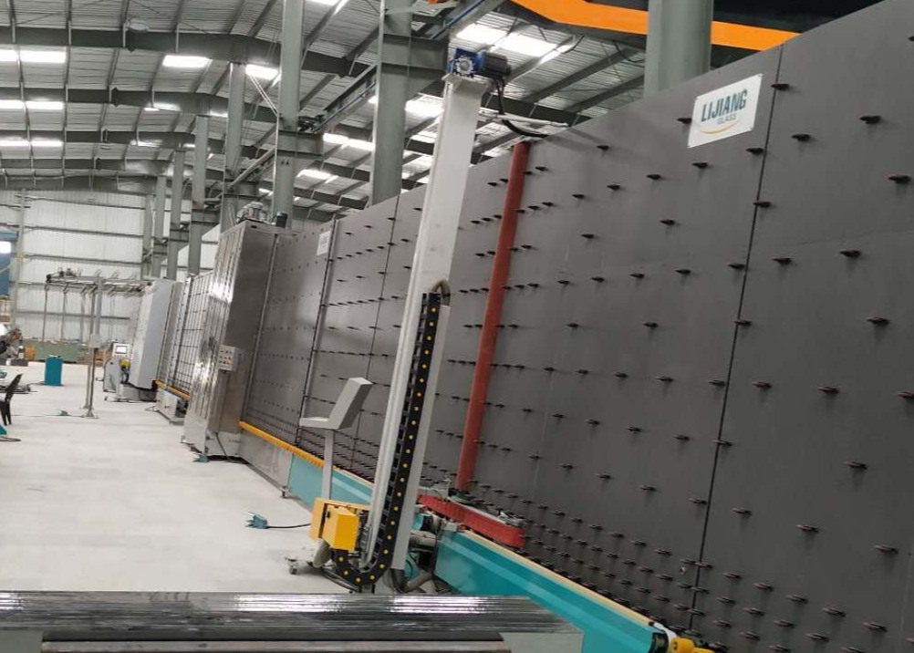 Macchina di sigillatura componente doppia 2500mm automatica del robot per l'elaborazione doppia di vetro d'isolamento di vetro di vetro vuoto