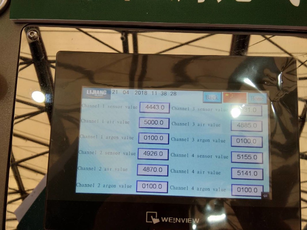 Macchina di rifornimento manuale del gas dell'argon con il touch screen per la fabbricazione del vetro del doppi vetri